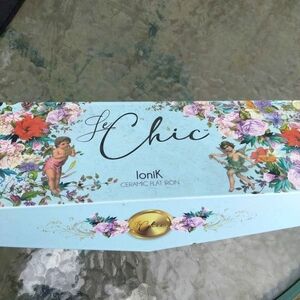 Chic Floral Hair Accessory Box